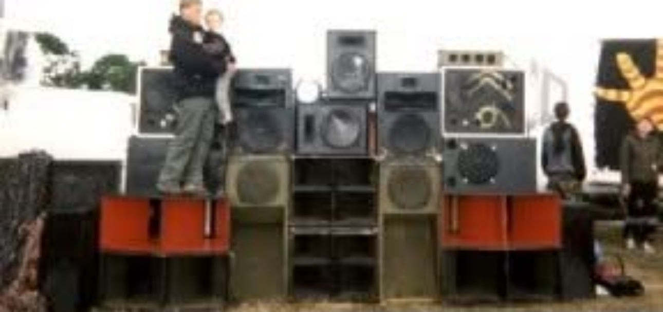 FREE PARTY SOUND SYSTEM